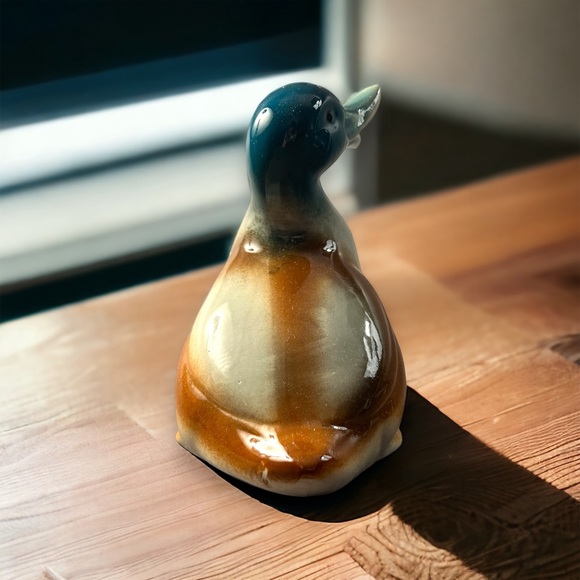 **SOLD**Vintage Ceramic Duck - Picture 3 of 4